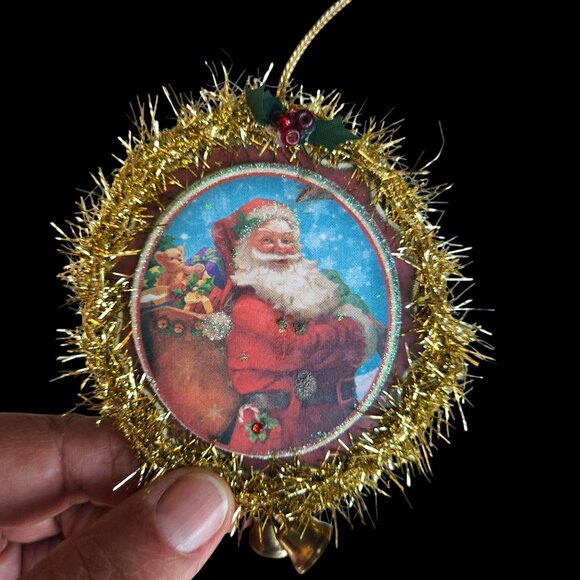 Vintage Christmas Swiss Embroidered Hankie Holiday Instant Collection Decor Pack - Picture 3 of 10